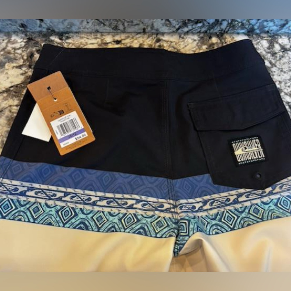 QUICKSILVER Surfsilk Global Heat SWIM Board Shorts, size 26- boys 12 NWT - Picture 7 of 8